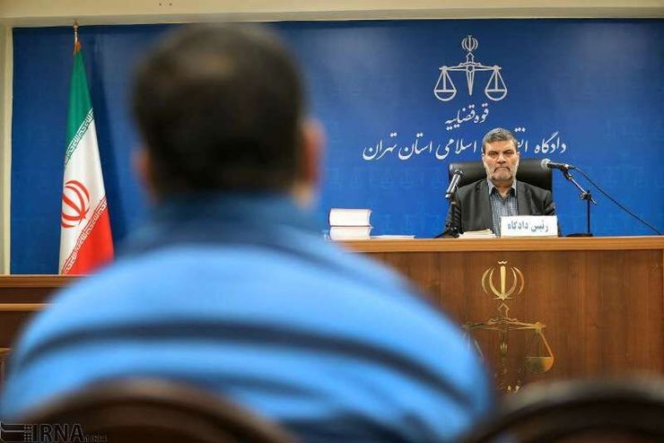 رئیس دادگاه رسیدگی به پرونده متهمان گوشت های برزیلی گفت: اتهام متهمان این پرونده اخلال در نظام توزیع مایحتاج عمومی در توزیع ۱۱۴ هزار کیلو گوشت تنظیم بازار در بازار آزاد است.