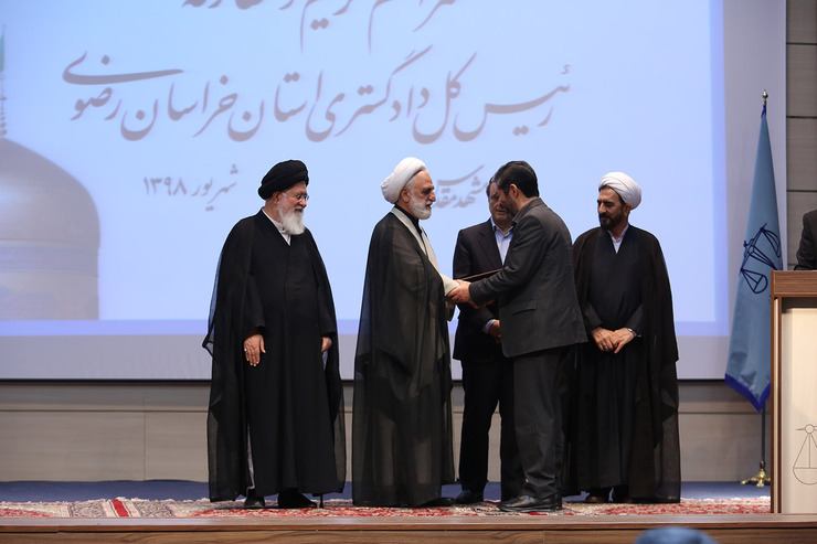 با حضور معاون اول قوه قضائیه، رئیس کل جدید دادگستری خراسان رضوی معارفه شد.