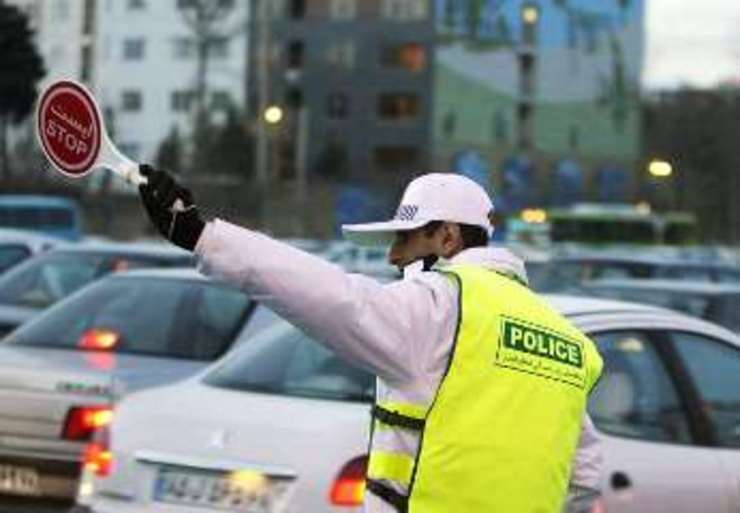 سخنگوی معاونت حمل و نقل و ترافیک شهرداری مشهد گفت: طبق مصوبه وزارت کشور و شورای عالی ترافیک استان خراسان رضوی، از اول مهر، ساعات طرح ترافیک در هسته مرکزی مشهد تغییر می‌کند.