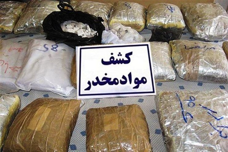 ۱۴۶ کیلو گرم تریاک از یک خودرو کامیون در شهرستان مشهد کشف و ضبط شد.