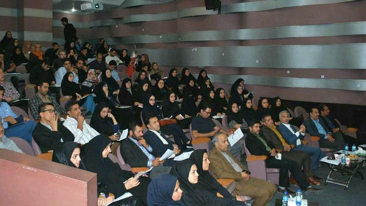 مرحله نخست داوری آثار بخش گلستان در سومین جشنواره هنر‌های شهری مشهد با حضور نمایندگان شورا‌های اجتماعی محلات برگزار شد.