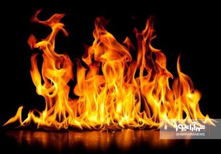 بهمن ماه سال ۹۶ (۲۵ بهمن) یکی از مشترکان شرکت توزیع نیروی برق مشهد با در دست داشتن مقداری بنزین به ساختمان امور برق ناحیه ۲ این شهرستان مراجعه و پس از مشاجره اقدام به آتش زدن مدیر آن اداره و چند تن از کارکنان دیگر نمود
