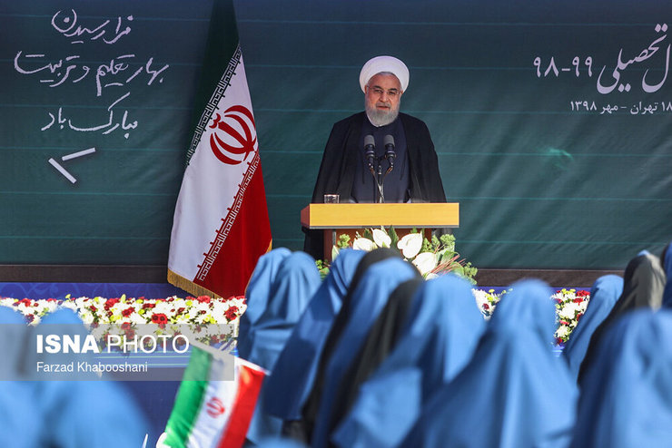 زنگ آغاز سال تحصیلی ۹۹-۹۸ مدارس توسط رئیس‌جمهوری نواخته شد.