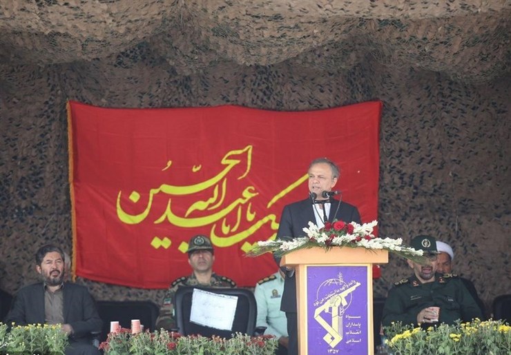 استاندار خراسان رضوی گفت: طی بازدیدی که از حدود ۳۰۰ کیلومتر مرز و پاسگاه‌های مرزی خراسان رضوی داشتیم، شاهد تجهیزات، امکانات و پشتیبانی مطلوبی در مرز‌های خراسان رضوی هستیم.