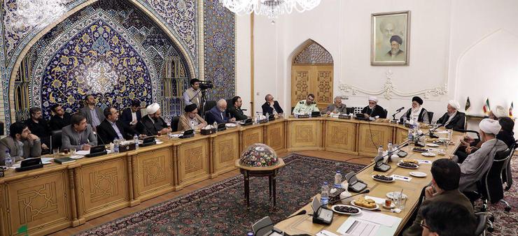 تولیت آستان قدس رضوی گفت: برای میزبانی شایسته از زائران دهه آخر صفر باید تمام بخش‌ها و امکانات آستان قدس به میدان بیاید،
