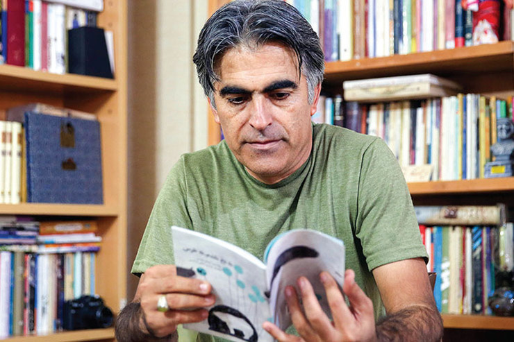 «یاد لبخندهایتان هستم»
