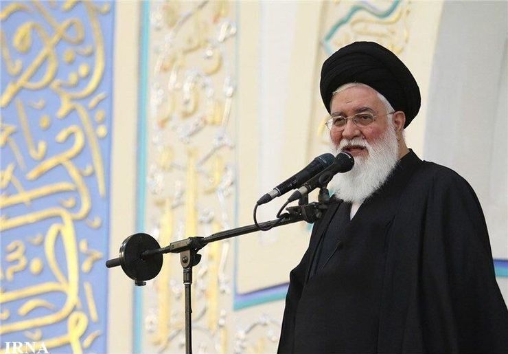 امام جمعه مشهد گفت: عشق مردم به امام حسین (ع) نقش مهمی در شکست نقشه‌های دشمن داشته است و از مسئولان دولتی و نهاد‌های مختلف که با اخلاص در برگزاری هر چه باشکوه‌تر پیاده روی اربعین خدمت رسانی می‌کنند تشکر می‌کنیم.