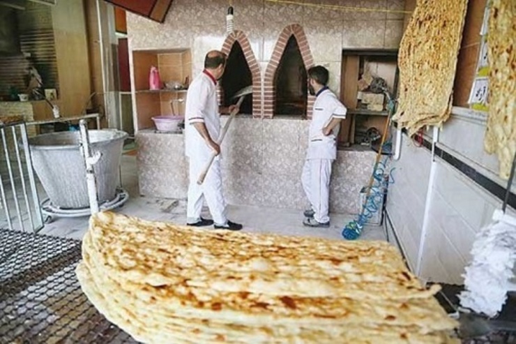 رئیس اتحادیه نانوایان مشهد از آماده شدن نرخ جدید نان در مشهد خبر داد و گفت: نرخ جدید نان دولتی در استانداری و سازمان صمت تعیین شده، فقط منتظریم تا زمان اجرای آن به ما اعلام شود تا ما هم به نانوایی‌های سطح شهر ابلاغ کنیم.