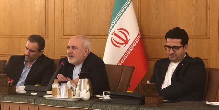وزیر امور خارجه گفت: شرایط کشور شرایط ویژه ای است. کشور ما در هیچ بلوک بندی سیاسی نیست و بنابراین همیشه باید خودش راسا با مشکلات برخورد و راهکارهایی برای معضلاتش پیدا کند.