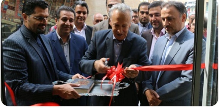 سرپرست معاونت گردشگری اداره کل میراث فرهنگی، گردشگری و صنایع دستی خراسان رضوی گفت: هم زمان با هفته گردشگری ۲ شرکت خدمات مسافرتی در مشهد افتتاح شد.