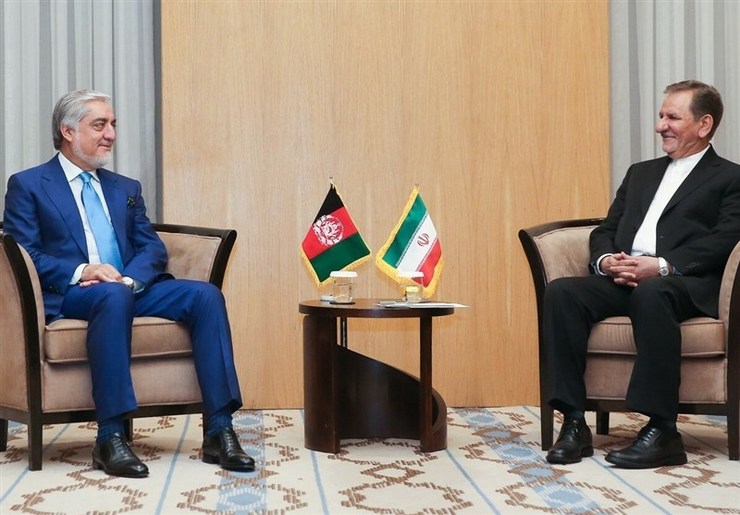 معاون اول رئیس جمهور در دیدار با عبدالله عبدالله گفت: انتخابات افغانستان گام مهمی به سمت مردم سالاری است و امیدوارم با تدبیر مقامات و مدیران افغانستان، مسائل این کشور هرچه زودتر حل و فصل و امنیت در کشور دوست و همسایه افغانستان برقرار شود.