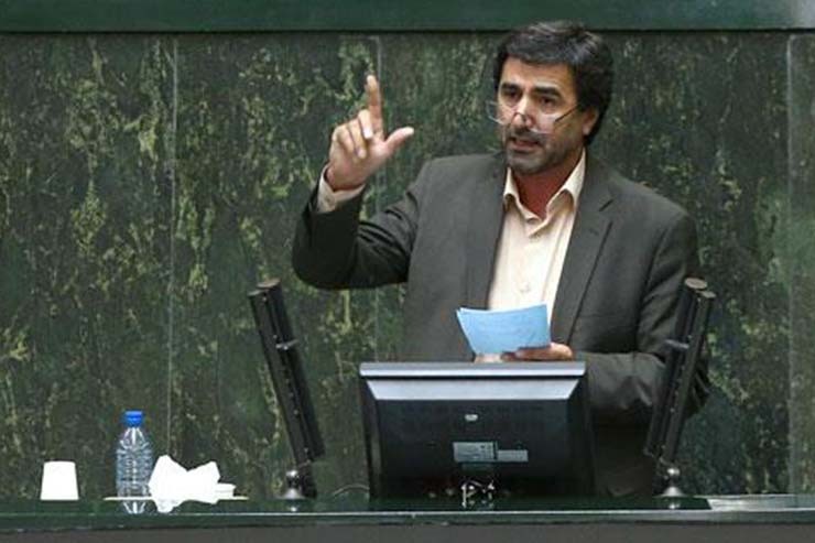 نماینده مردم اردبیل در مجلس: قرارگاه اقتصادی کشور به ساختار اقتصادی جدید، فرماندهان متخصص و جوانان با انگیزه و با سابقه خوب و برنامه مدون اقتصادی دقیق لازم دارد.