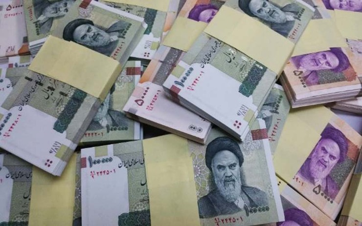 حجت‌الاسلام‌والمسلمین حسن روحانی امروز در بخشی از سخنرانی خود در جمع مردم یزد به موضوع مصادره ۲ میلیارد دلار از اموال بلوکه شده ایران در آمریکا در اردیبهشت‌ماه سال ۱۳۹۵ اشاره کرد.