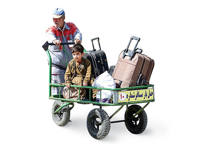 چند روایت از مشکلات حاملان بار مسافری در فرودگاه، راه‌آهن و پایانه مسافربری