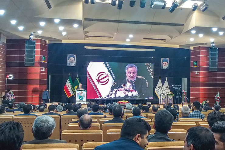 فعالان صنعت آرد و نان در اولین جشنواره نان طیب به وضعیت آرد و گندم در کشور اعتراض کردند