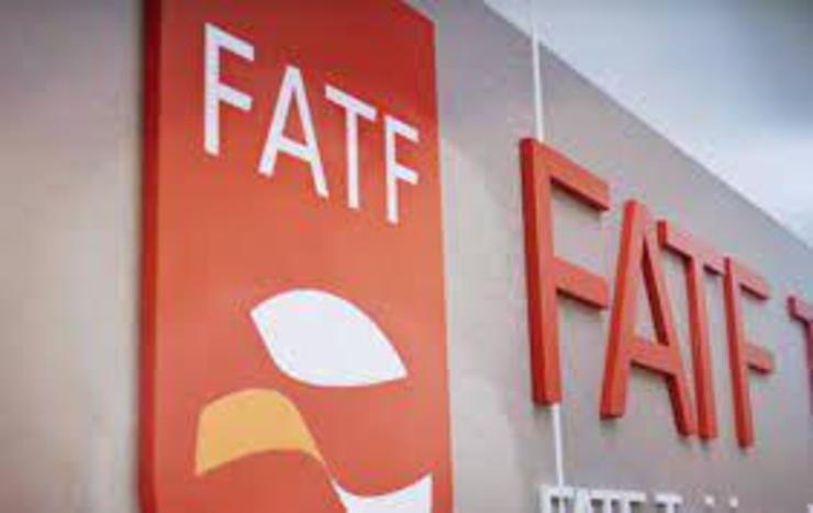 عضو هیات علمی گروه علوم سیاسی دانشگاه فردوسی مشهد گفت: نپیوستن به FATF خود تحریمی است و شرایط را برای کشور ما سخت‌تر و کشور‌های بیشتری را علیه ما متحد می‌کند.