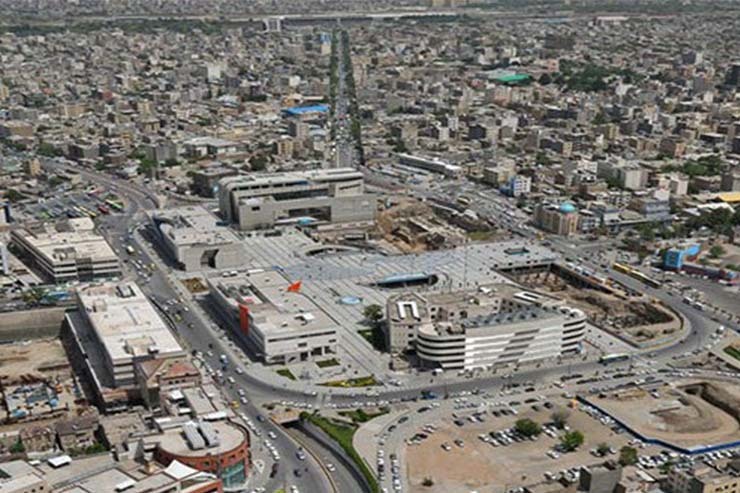 معاون عمران، حمل ونقل و ترافیک شهردار مشهد با اشاره به ترافیک چند روز اخیر در ابتدای خیابان شیرازی، گفت: در حال اجرای طرح ایمن سازی تردد عرضی عابران پیاده در این محل هستیم.
