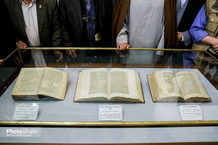 در آستانه میلاد باسعادت نبی مکرم اسلام(ص) و همزمان با هفته وحدت، از سه نسخه خطی مربوط به سیره نبی مکرم اسلام(ص) در آیین سی و سومین سه‌شنبه‌های فرهنگی سازمان کتابخانه‌ها، موزه‌ها و مرکز اسناد آستان قدس رضوی با حضور مسئولان رونمایی شد.