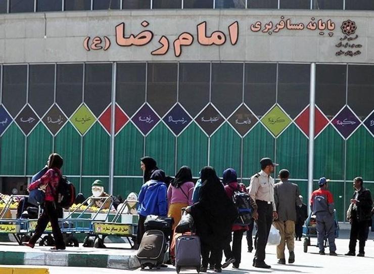 معاون عمران، حمل و نقل و ترافیک شهرداری مشهد: طبق برنامه‌ریزی‌های انجام شده ۲۶ آذر هم زمان با روز حمل ونقل این طرح اجرایی و دلالان از پایانه امام رضا(ع) حذف و فروش بلیت ممنوع خواهد شد.