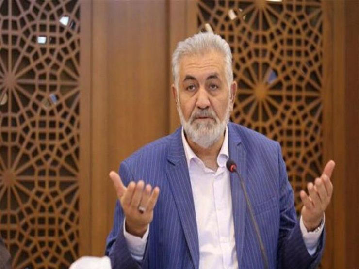 رئیس خانه صنعت، معدن و تجارت ایران گفت: مهمترین عاملی که می‌تواند حامی بخش تولید باشد تفویض اختیارات به تشکلهای بخش خصوصی است که تحقق آن مدت زیادی به تاخیر افتاده است.