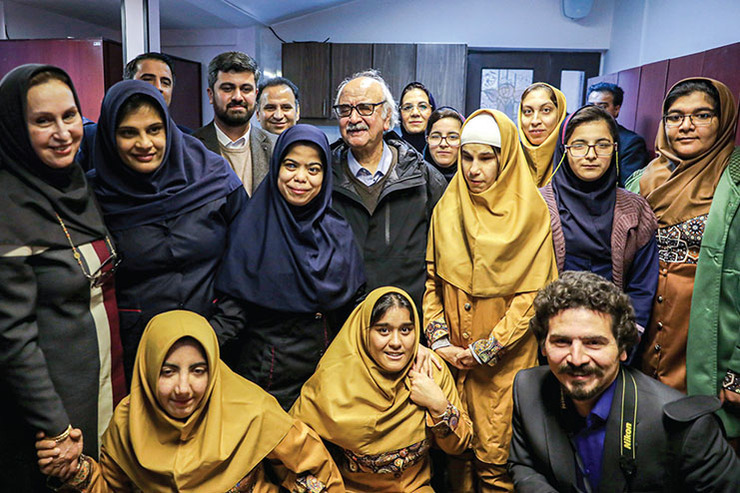 مؤسسه خیریه همدم با حضور محمدرضا شفیعی کدکنی، از جایگاه ۸ شاعر فقید خراسانی تجلیل کرد