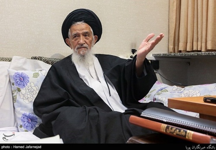 کانال تلگرامی بیت آیت الله سیدجواد علم الهدی خبر داد وی بر اثر کسالت و ضعف شدید هم اکنون در بیمارستان بستری است.