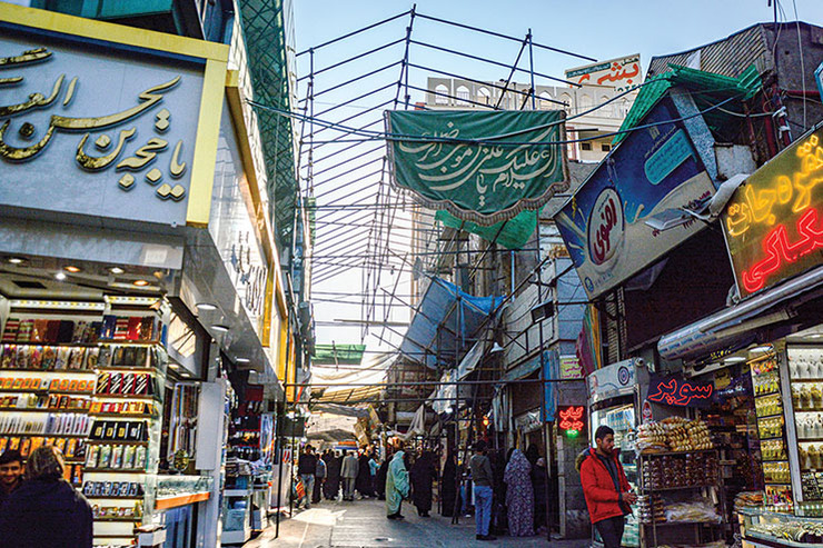 جزئیاتی از سامان‌دهی و بازپیرایی بازار سرشور که از ۴۰۰ سال پیش گذرگاه زائران برای تشرف به حرم مطهر بوده است