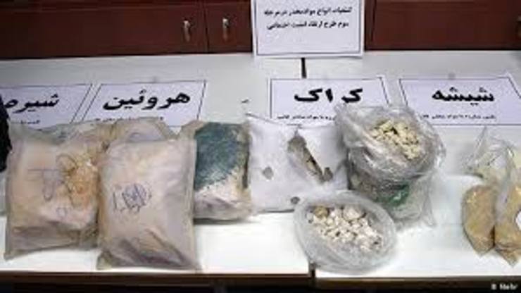 رئیس پلیس مبارزه با مواد مخدر ناجا از کشف بیش از ۶۰۰ کیلوگرم ماده مخدر معروف به «شیشه افغانی» طی یک هفته گذشته در کشور خبر داد.