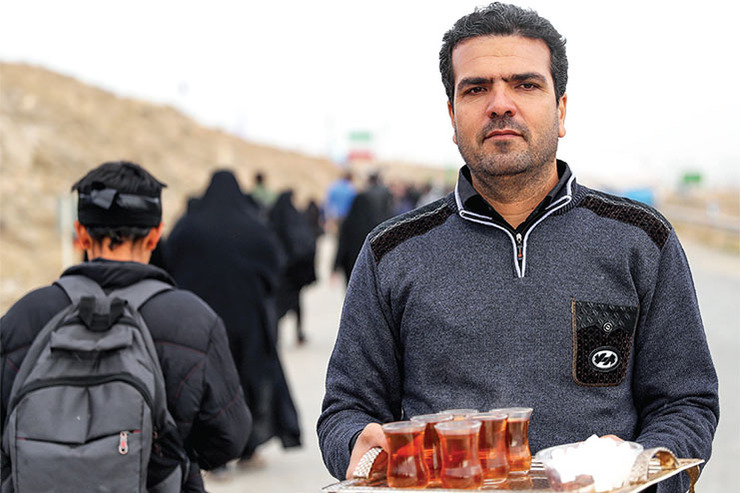 خودمان را برای میزبانی شایسته از زائرانی که این روزها وارد مشهد می‌شوند، آماده کنیم