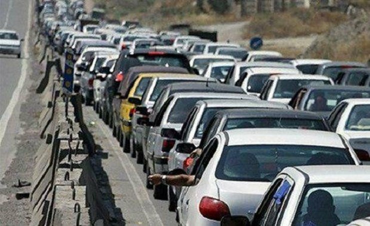 جانشین رییس پلیس راه فرماندهی انتظامی خراسان رضوی: برای سبک شدن ترافیک خروجی‌های مشهد، جاده قدیم نیشابور به عنوان کمکی آزادراه شهید شوشتری از ظهر سه‌شنبه یک‌طرفه می‌شود.