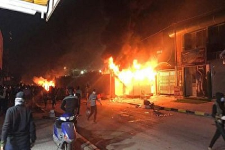 منابع خبری عراق از آتش‌سوزی مجدد در کنسولگری ایران در نجف اشرف خبر دادند.