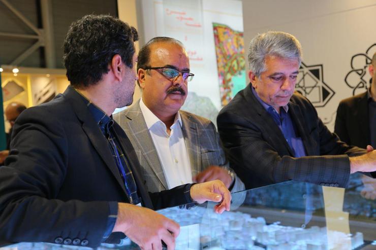 مدیر منابع انسانی، پشتیبانی و رفاه شهرداری مشهد در بازدید از اولین نمایشگاه سرمایه‌گذاری مشهد: عدم اطلاع زائران و مسافران از خدمات حمل و نقل، ترافیک و سد معبر، موجب نارضایتی زائران می‌شود