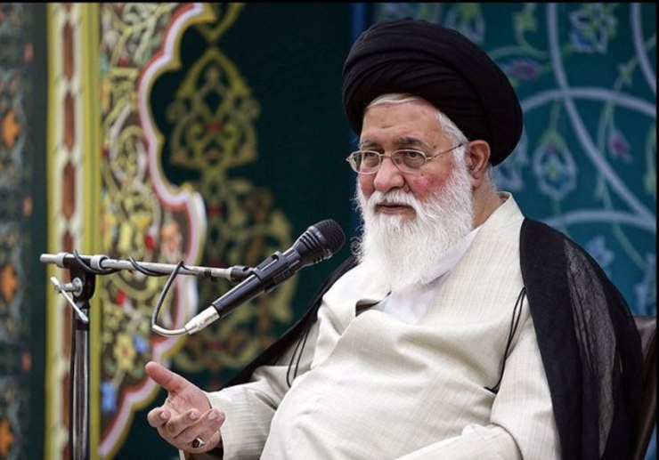 نماینده، ولی فقیه در خراسان رضوی گفت: نماز جمعه تهران با جمعیت ۱۲ میلیون نفری به لحاظ جمعیت به نصف مشهد هم نمی‌رسد.