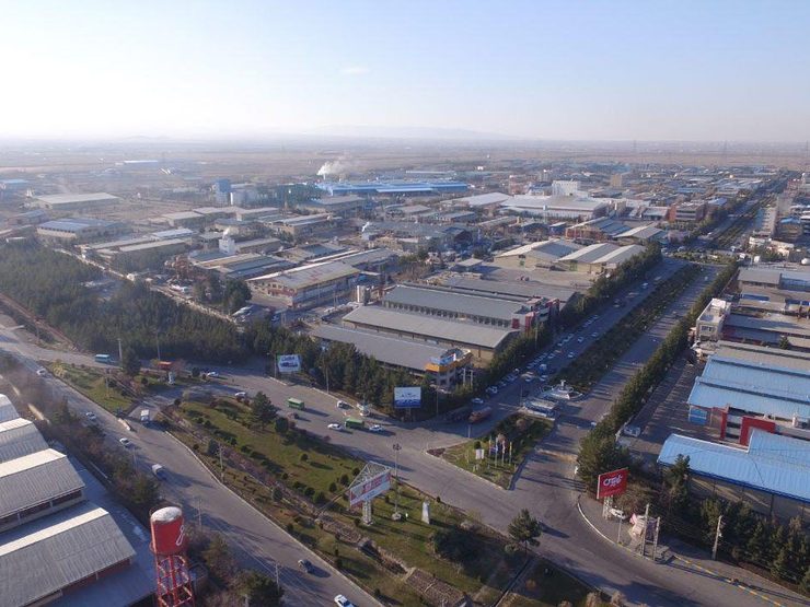 مدیرعامل شرکت شهرک‌های صنعتی خراسان رضوی گفت: از ابتدای امسال تاکنون ۸۰ میلیارد ریال قرارداد میان واحدهای صنعتی و پیمانکاران از طریق برنامه‌های عمل نظام مبادلات پیمانکاری فرعی ( ISPX ) در این استان منعقد شد.