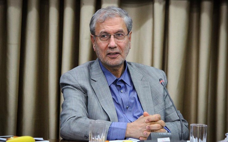 سخنگوی دولت با بیان اینکه شاخصه‌های اعتماد در جامعه ما از سال ۸۸ روند نزولی داشته است، گفت: من وقتی سال ۸۸ شعارنویسی روی در توالت‌ها تند شد نوشتم که این نوع شعار‌ها باعث ایجاد کینه‌های عمیق در جامعه خواهد شد.
