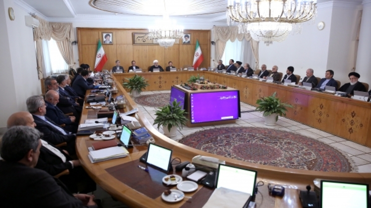 رئیس جمهور، ایجاد اشتغال و مبارزه با فقر مطلق را ۲ هدف مهم دولت دوازدهم توصیف کرد.