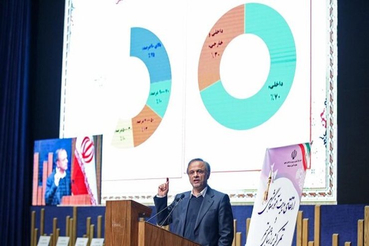 استاندار خراسان رضوی گفت: اگر مدیری مرتکب اشتباه شد، باید شهامت این را داشته باشد که از مردم عذرخواهی کند.