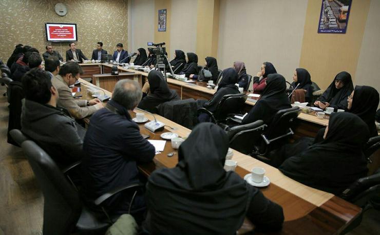 مدیرعامل سازمان اتوبوسرانی شهرداری مشهد در بازدید کارشناسان مرکز ارتباطات مردمی ۱۳۷ از سازمان اتوبوسرانی شهرداری مشهد گفت: ۱۸۴ میلیون و ۸۱۲ هزار مسافر توسط ناوگان این سازمان در هفت ماهه نخست سال جاری در مشهد جابه‌جا شده‌اند.