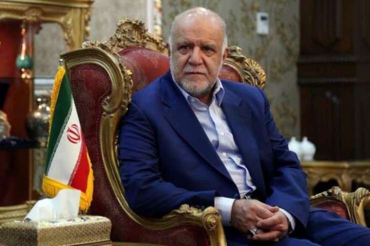 وزیر نفت با بیان اینکه سازمان محیط زیست قبلاً هم اعلام کرده که تاثیر کیفیت بنزین بر آلودگی هوا بسیار ناچیز است، گفت: در شهر‌های بزرگ بنزین و گازوئیل یورو توزیع می‌شود.