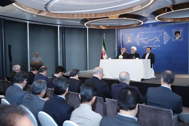 رئیس جمهور تاکید کرد: با مقاومت و ایستادگی مردم در برابر تحریم‌ها و فشار‌های اقتصادی حداکثری دشمنان، شرایط کشور در همه زمینه‌ها به مراتب بهتر از سال گذشته است و تاب آوری ما در برایر فشار خارجی از نظر اقتصادی، سیاسی، اجتماعی، فرهنگی و دفاعی بسیار بیشتر از گذشته است.