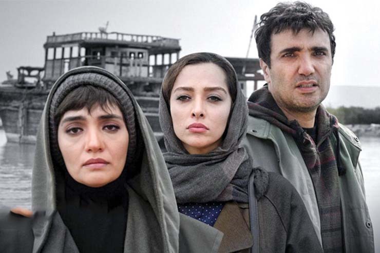 فیلم برداری فیلم سینمایی «گربه سیاه» به کارگردانی کریم امینی که از مهر امسال در تهران آغاز شده بود، پس از ۵۷جلسه به تازگی به پایان رسیده است.
