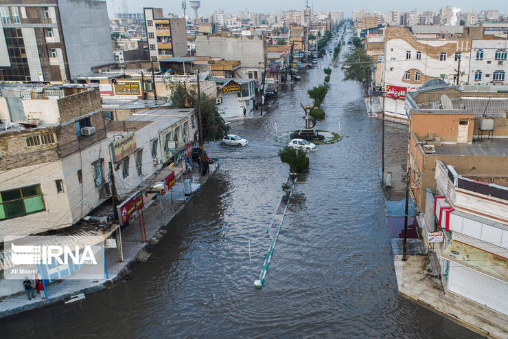 رییس سازمان امداد و نجات جمعیت هلال احمر از امدادرسانی امدادگران و نجاتگران هلال‌احمر به دو هزار و ۲۳۱ خانوار تحت تاثیر بارش‌های اخیر باران در استان خوزستان خبر داد.