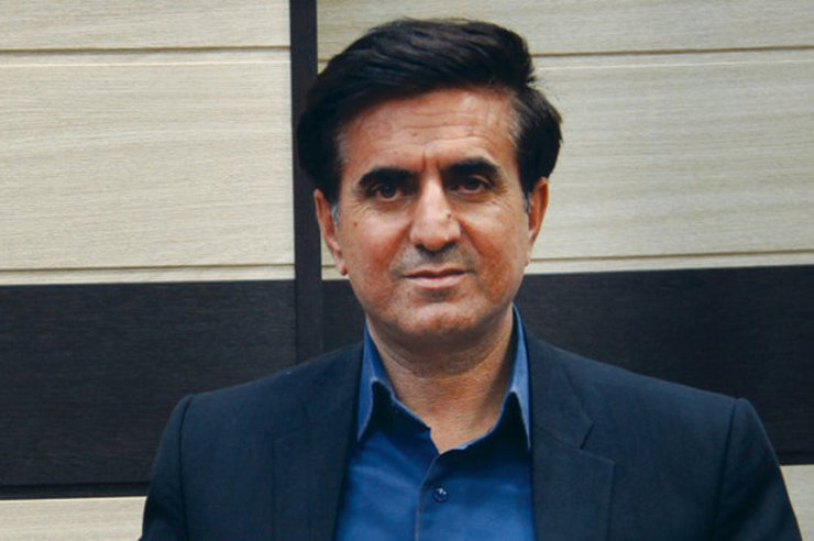 مدیرکل ورزش و جوانان خراسان رضوی گفت: قرار شد وزیر ورزش و جوانان از طریق شرکت توسعه و تجهیز دستور بدهد تا بخشی از مطالبات پیمانکار را در اسرع وقت پرداخت کنند تا سالن ۶ هزار نفری مشهد در بهمن ماه سال آینده افتتاح شود.