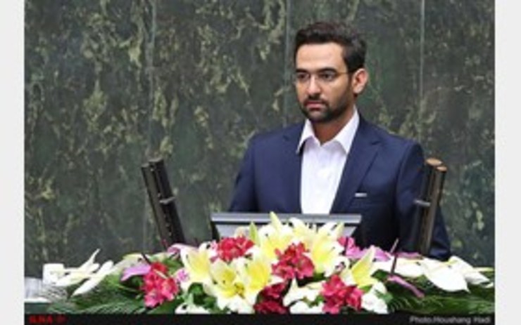 رئیس کمیته ارتباطات مجلس شورای اسلامی از دعوت از وزیر ارتباطات برای حضور در مجلس و ارائه گزارشی پیرامون نقاط ضعف و قوت شبکه ملی اطلاعات در پی قطع اینترنت خبر داد.