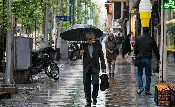 کارشناس پیش‌بینی هواشناسی خراسان رضوی گفت: حجم بارش‌ها از فردا تا روز دوشنبه ۱۸ فروردین‌ماه افزایش می‌یابد.