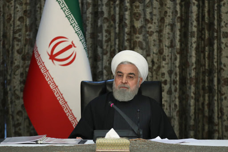 رییس جمهوری ایران در یادداشتی در اینستاگرام عمده برنامه کاری دولت در دو هفته نخست سال جدید را تشریح کرد و گفت: دستگاه‌های دولتی و غیردولتی ایام نوروز را با انجام وظیفه و تلاش برای حفظ سلامت مردم سپری کردند.