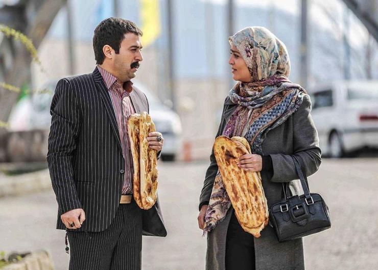 طاهره دختر محمود نقاش که پیش از این در فصل‌های قبل سریال پربازدید پایتخت فقط اسمش را شنیدیم، از بازیگران تئاتر و مشهدی است.