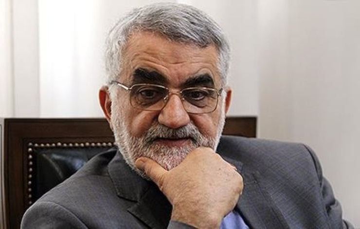 عضو کمیسیون امنیت ملی و سیاست خارجی مجلس اعتقاد دارد حضور مجدد مردم در اماکن عمومی به شدت نگران کننده است لذا اگر قواعد مبارزه با کرونا رعایت نشود، شکست می‌خوریم.