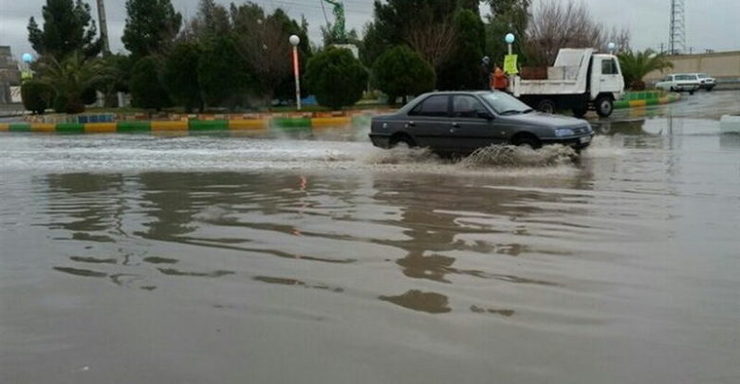مدیرکل هماهنگی و نظارت بر خدمات شهری شهرداری مشهد گفت: در پی بارش‌های چند ساعت اخیر ۵ نقطه از شهر دچار تجمع آب شد که در همان ساعت اولیه موارد مرتفع شد.