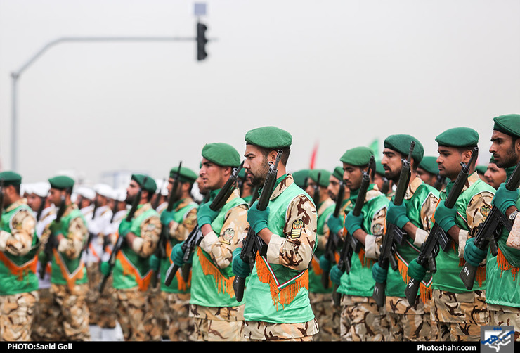 رئیس ستاد و معاون هماهنگ‌کننده ارتش جمهوری اسلامی ایران اعلام کرد که رژه ۲۹ فروردین برگزار نمی‌شود.